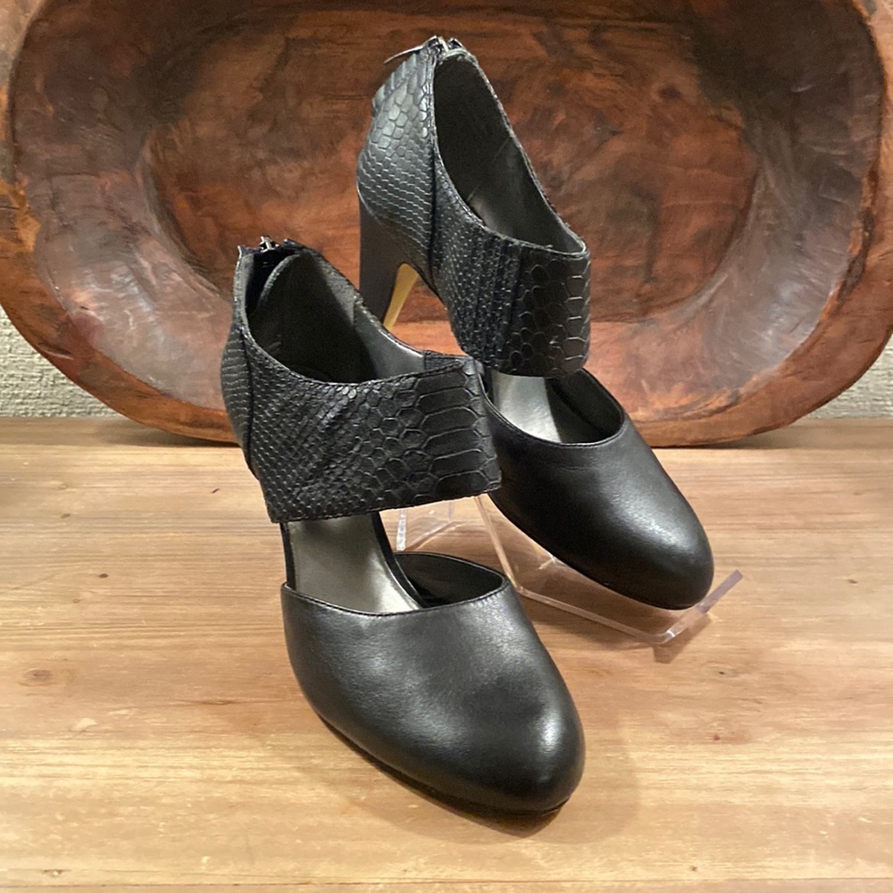 Bella Vita 3 1/2 inch leather heels, worn once
